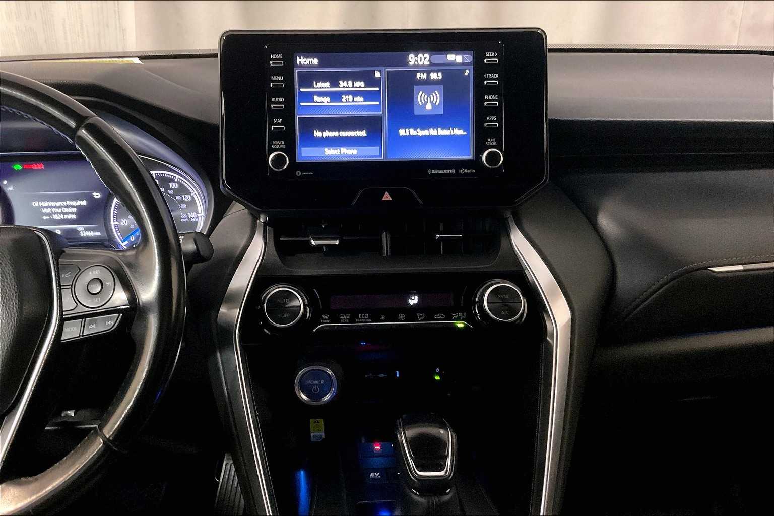 2021 Toyota Venza XLE - Photo 18