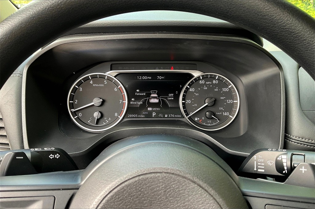 2024 Nissan Rogue SV - Photo 14
