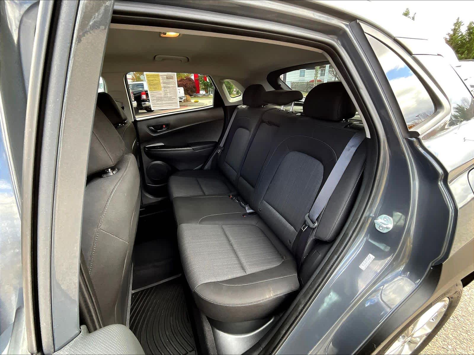 2023 Hyundai Kona SEL - Photo 15