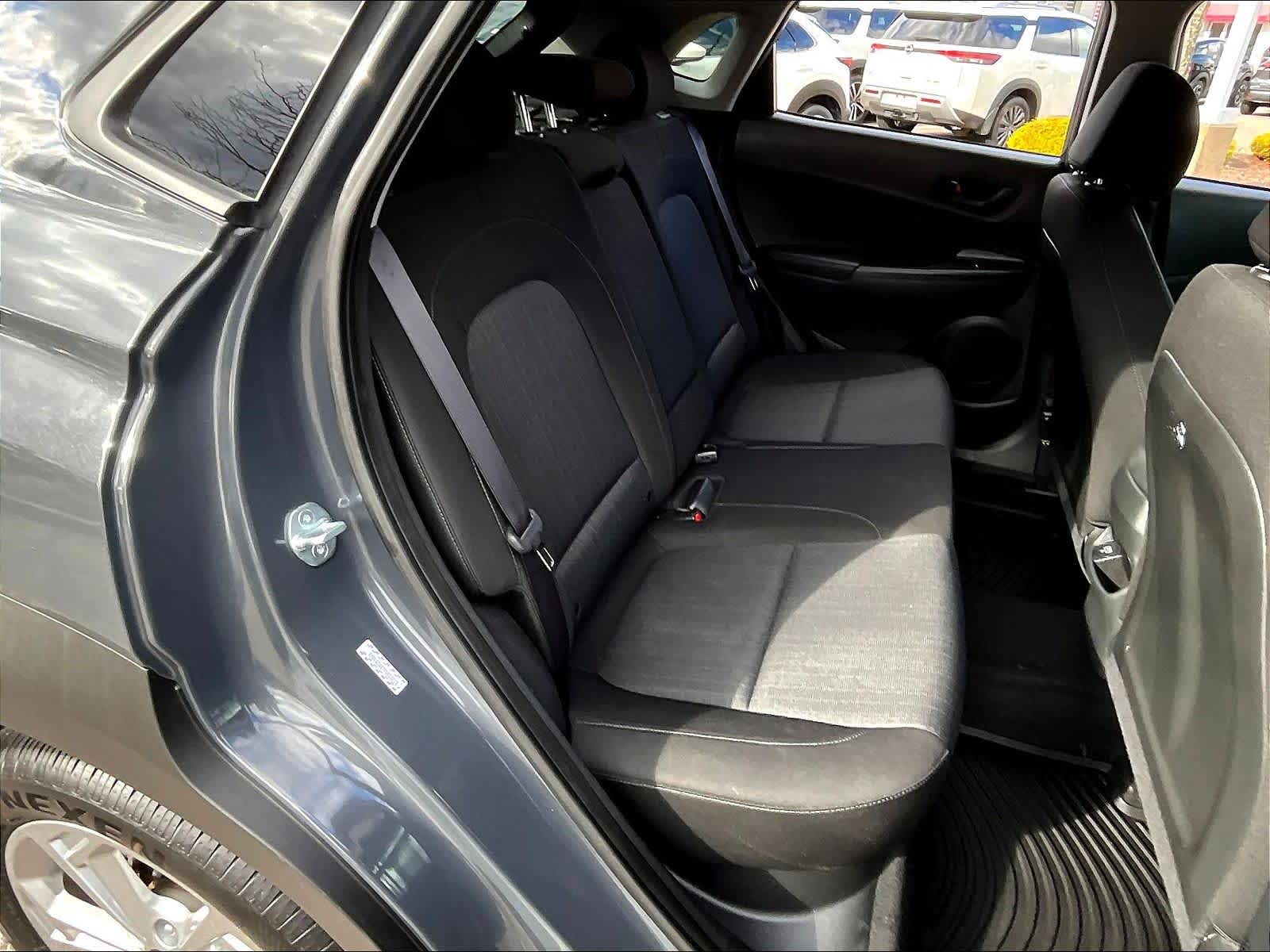 2023 Hyundai Kona SEL - Photo 16