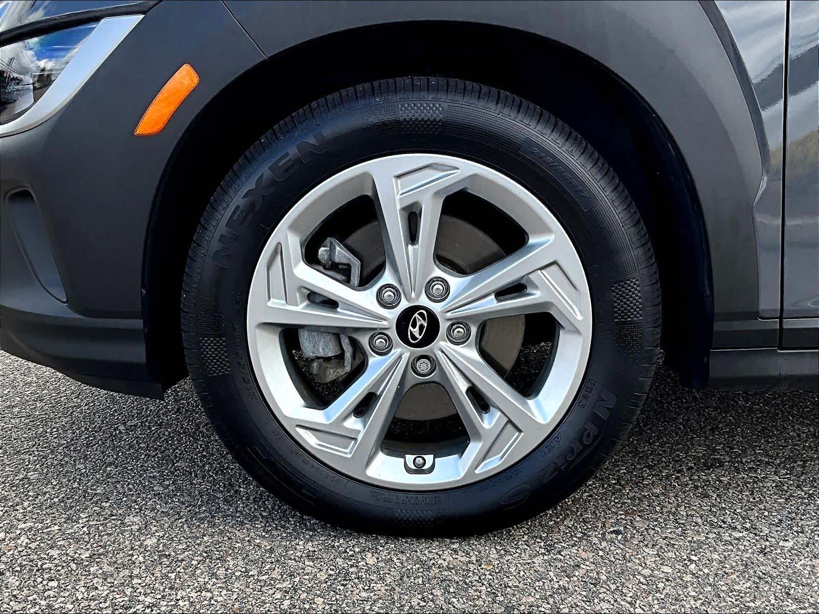 2023 Hyundai Kona SEL - Photo 7