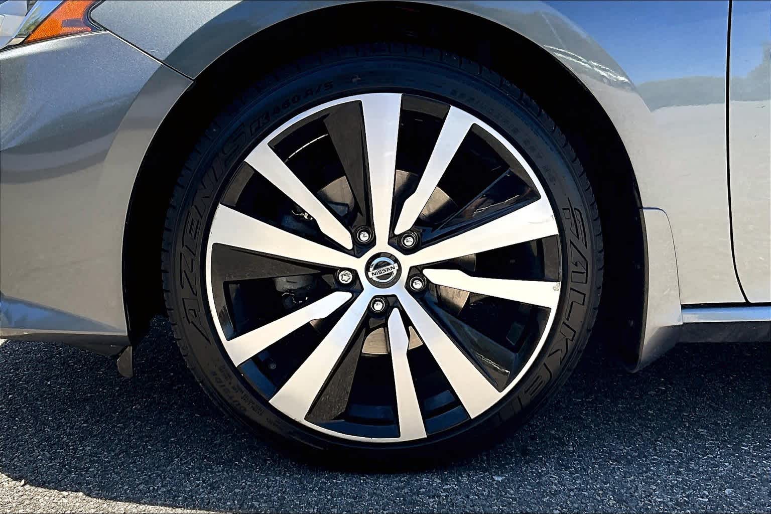 2020 Nissan Altima 2.5 SR - Photo 7