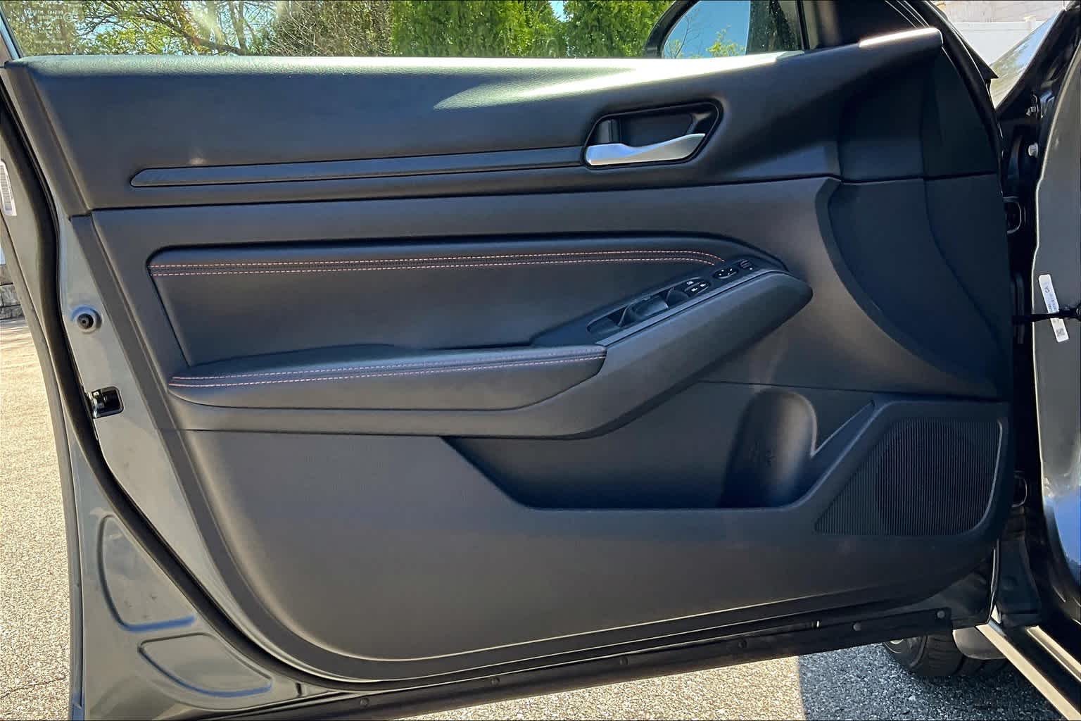 2020 Nissan Altima 2.5 SR - Photo 9