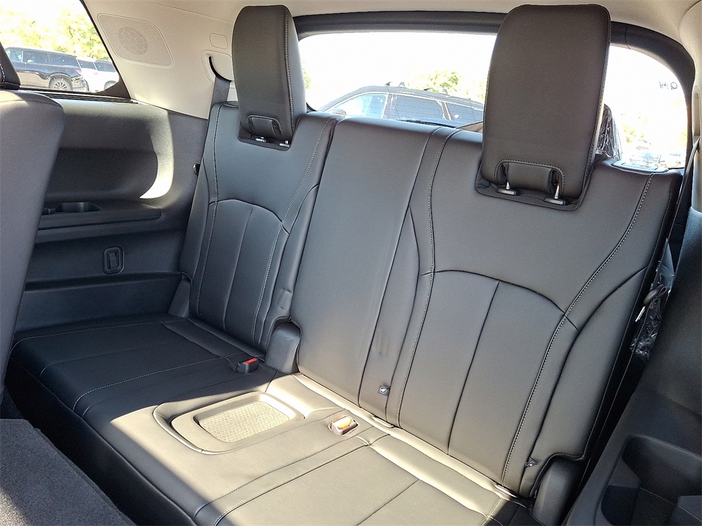 2026 INFINITI QX60 LUXE - Photo 7