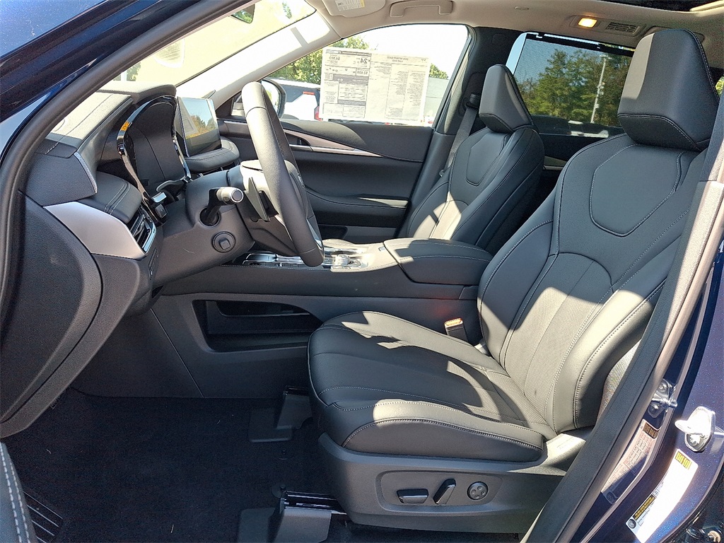 2026 INFINITI QX60 LUXE - Photo 10