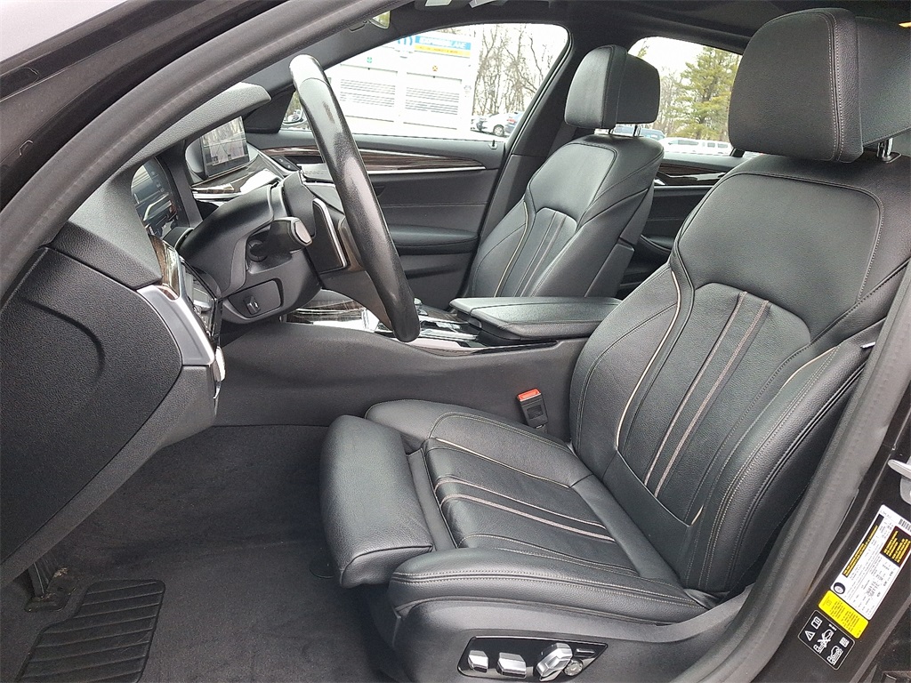 2020 BMW 5 Series 530i xDrive - Photo 14