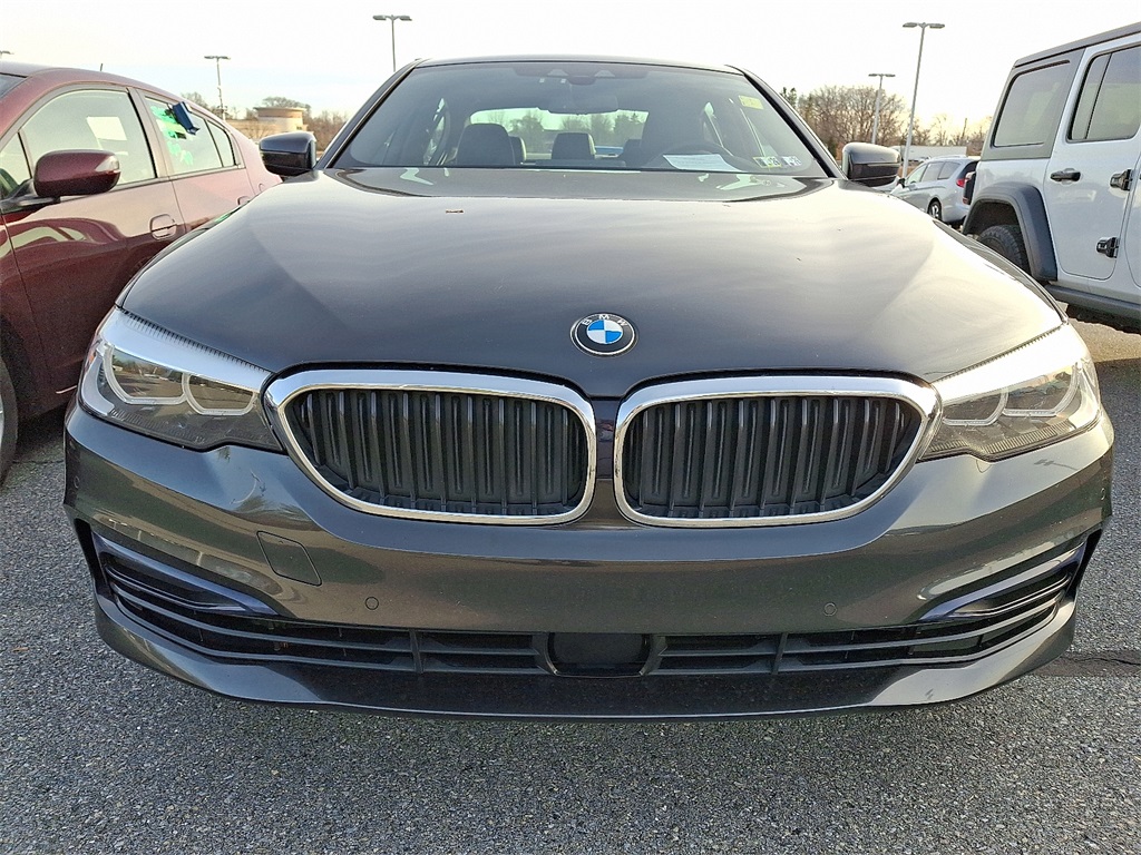 2020 BMW 5 Series 530i xDrive - Photo 2