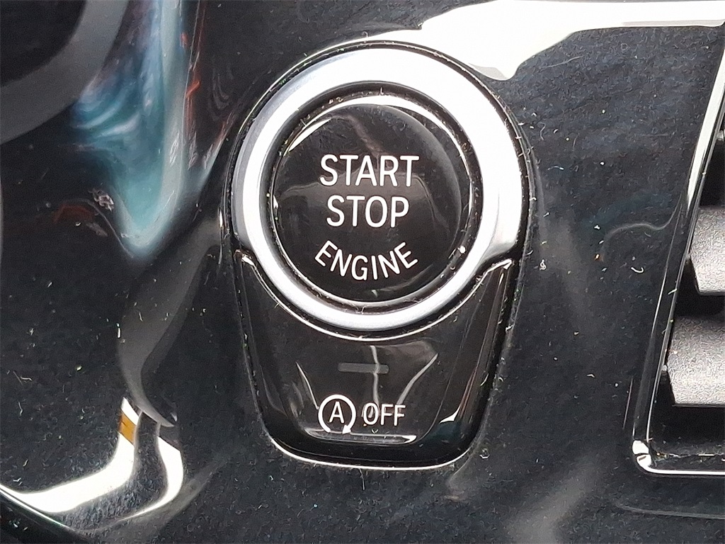 2020 BMW 5 Series 530i xDrive - Photo 23