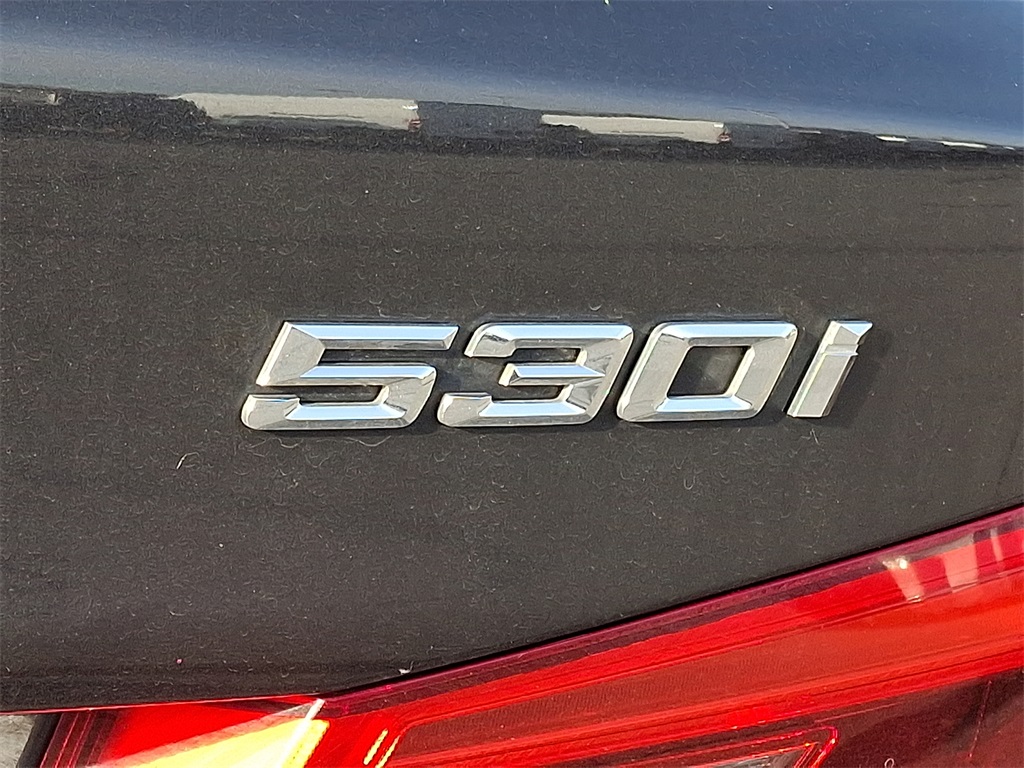 2020 BMW 5 Series 530i xDrive - Photo 10