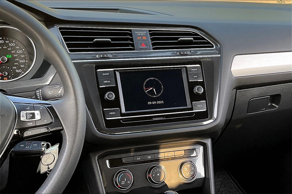 2021 Volkswagen Tiguan 2.0T S - Photo 17