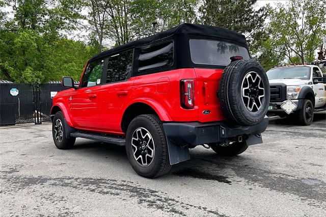 2023 Ford Bronco Base - Photo 6
