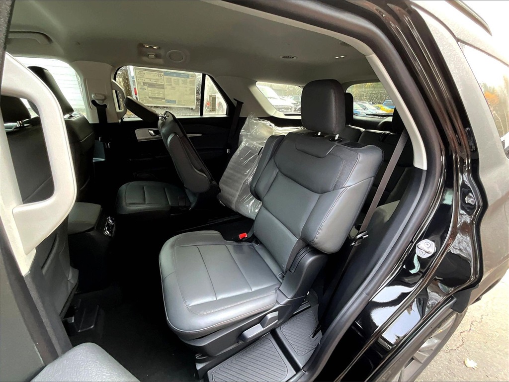 2026 Ford Explorer Active - Photo 11