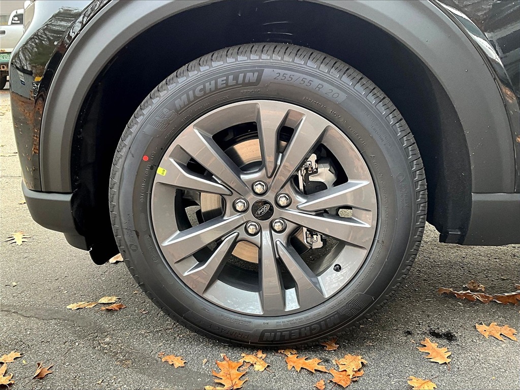 2026 Ford Explorer Active - Photo 12