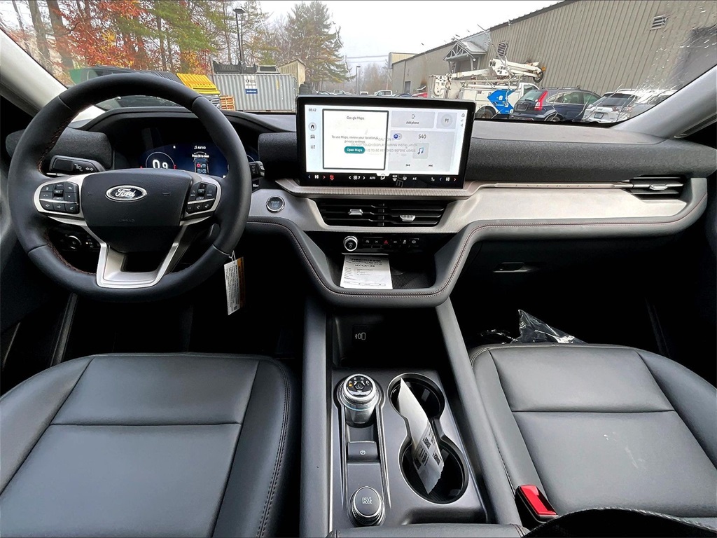 2026 Ford Explorer Active - Photo 6