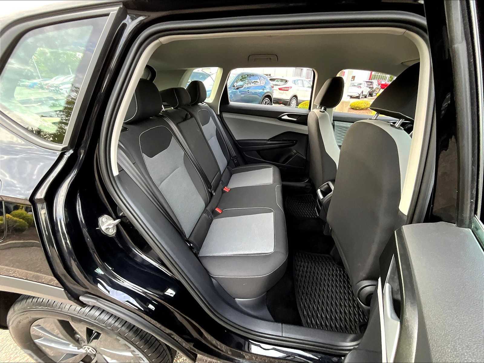 2022 Volkswagen Taos S - Photo 16