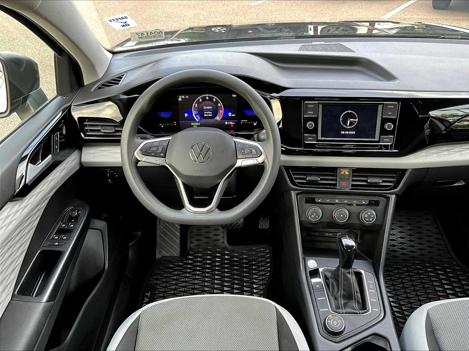 2022 Volkswagen Taos S - Photo 17