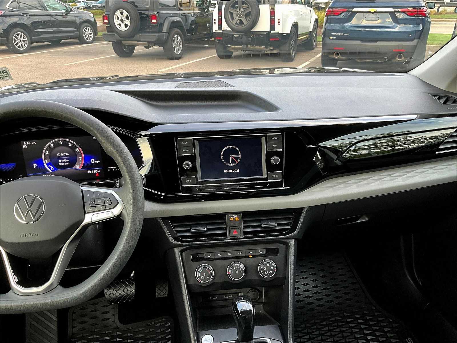 2022 Volkswagen Taos S - Photo 18