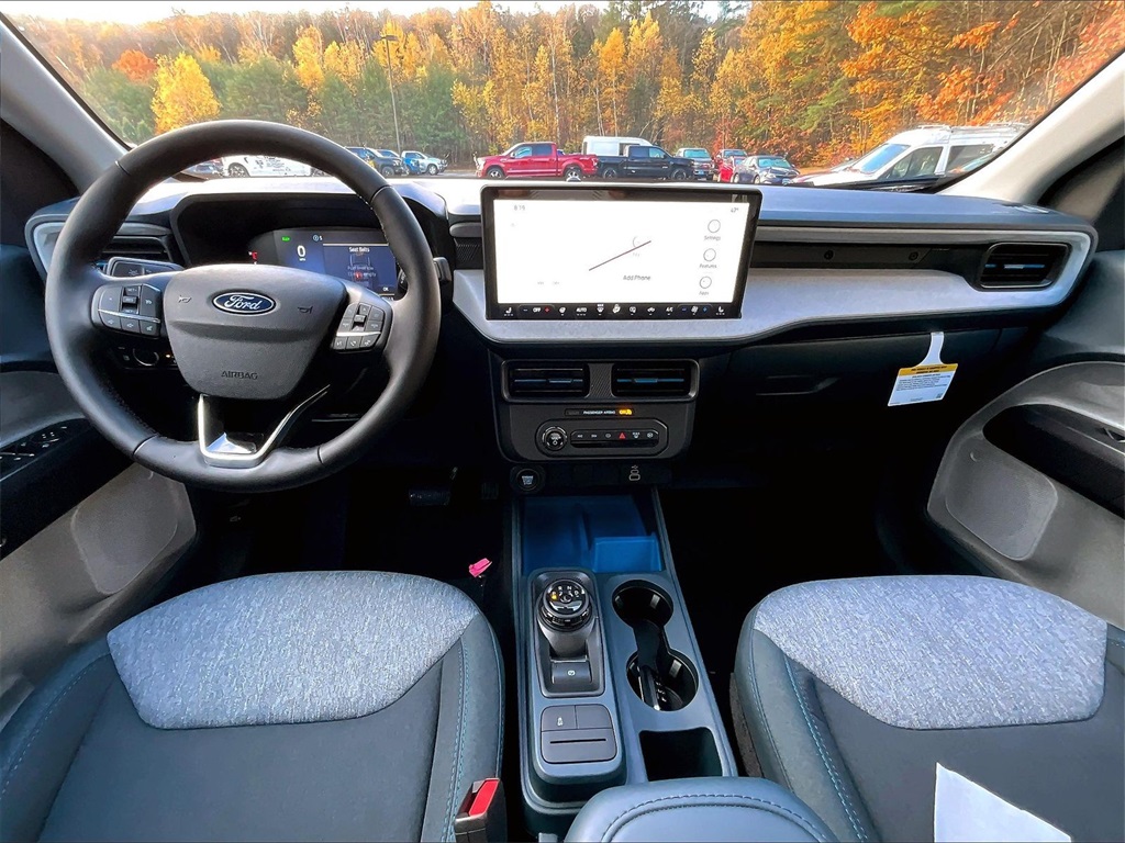 2025 Ford Maverick XLT - Photo 6