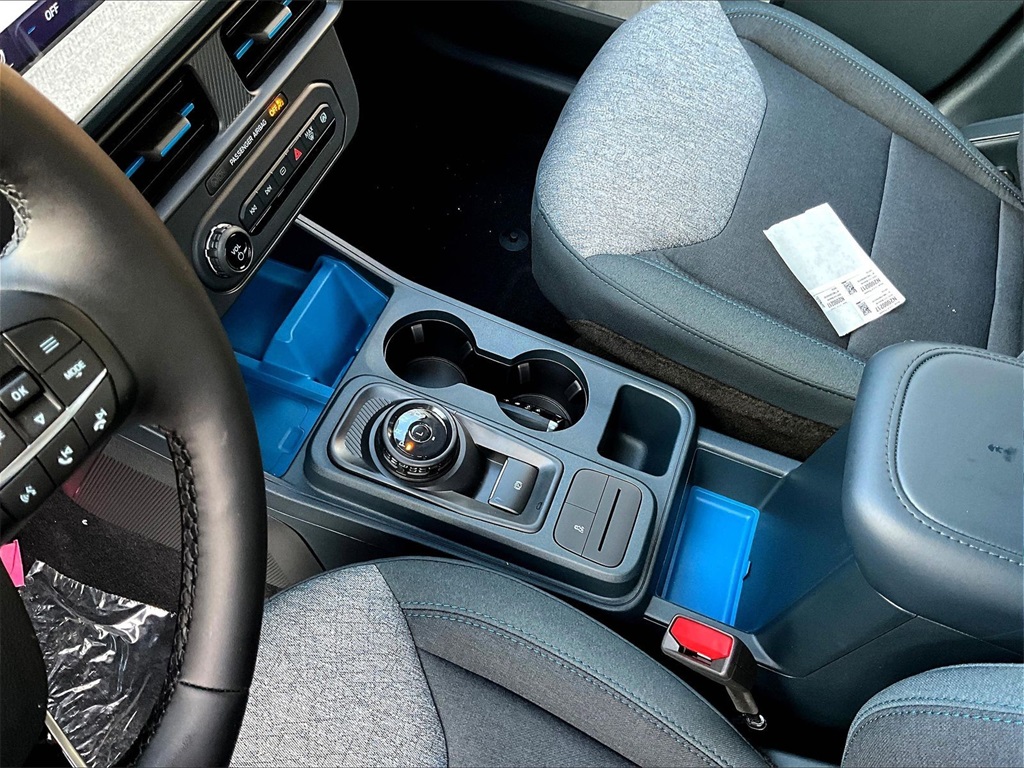 2025 Ford Maverick XLT - Photo 9