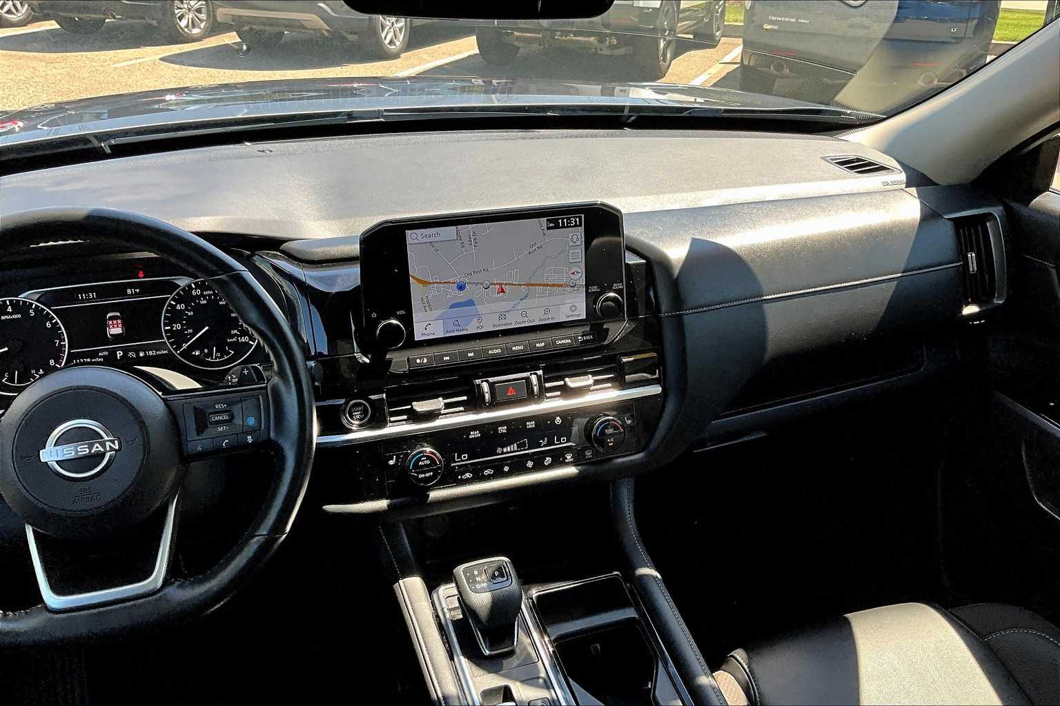 2023 Nissan Pathfinder SL - Photo 19