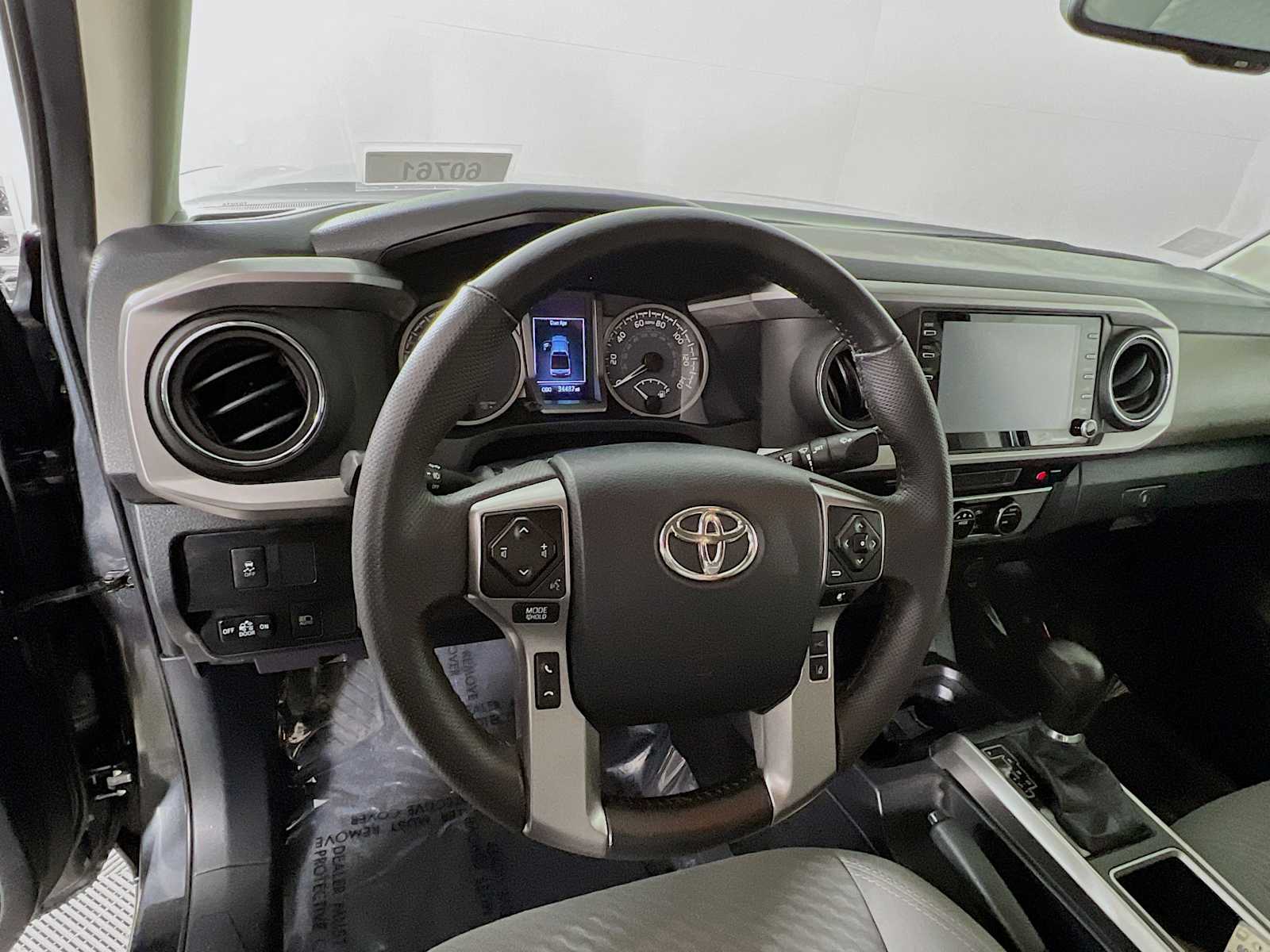 2023 Toyota Tacoma SR5 - Photo 11