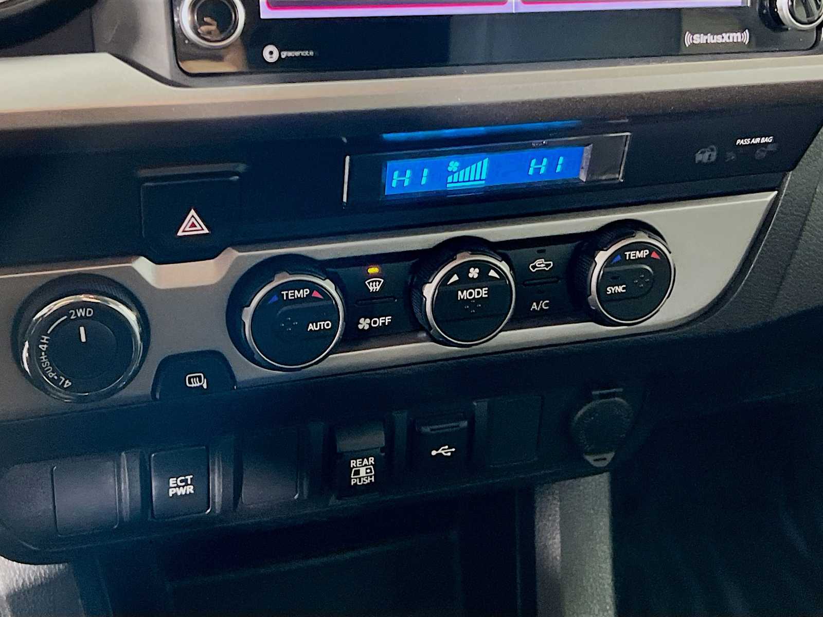 2023 Toyota Tacoma SR5 - Photo 15