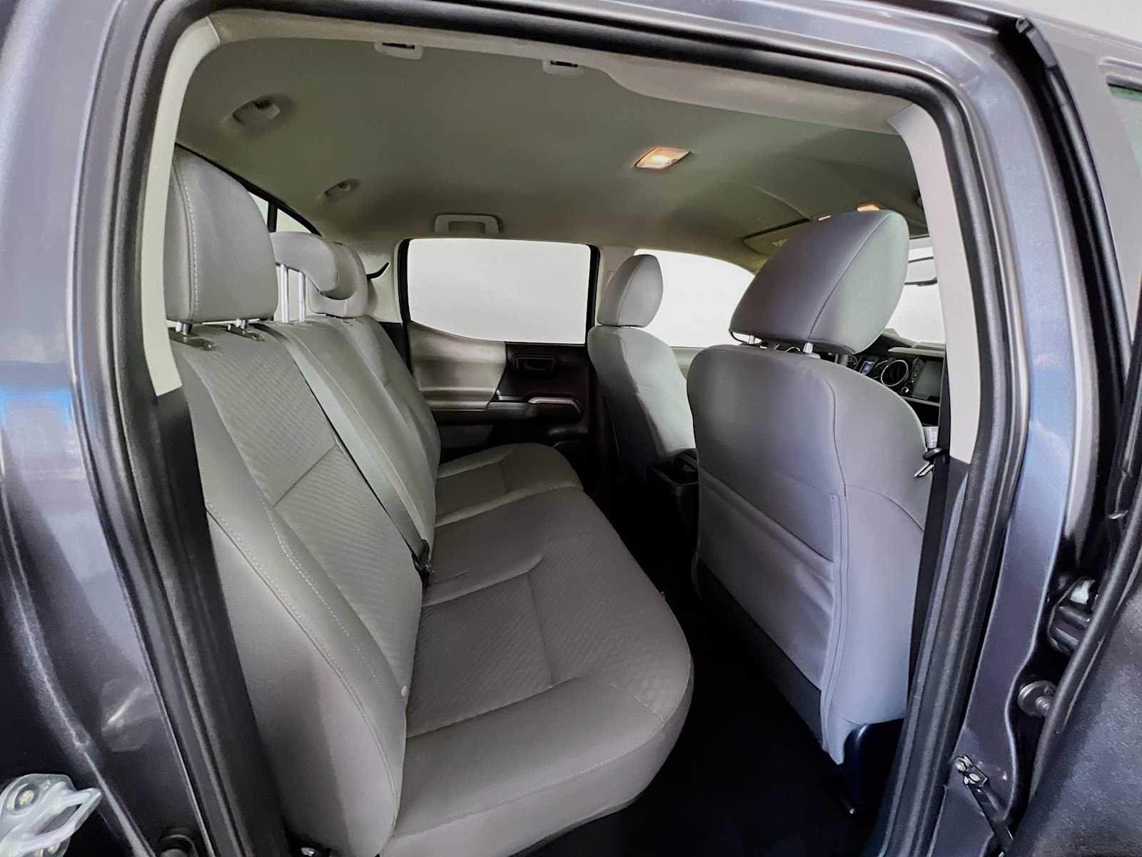 2023 Toyota Tacoma SR5 - Photo 25