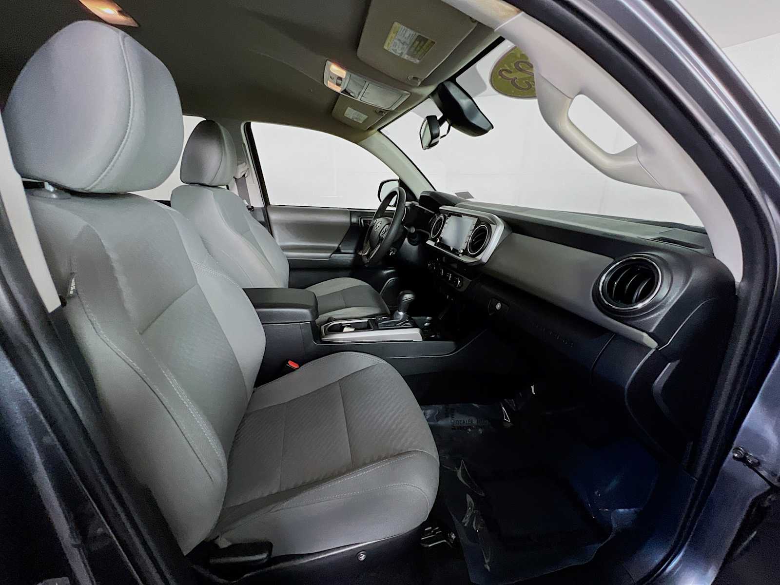 2023 Toyota Tacoma SR5 - Photo 26