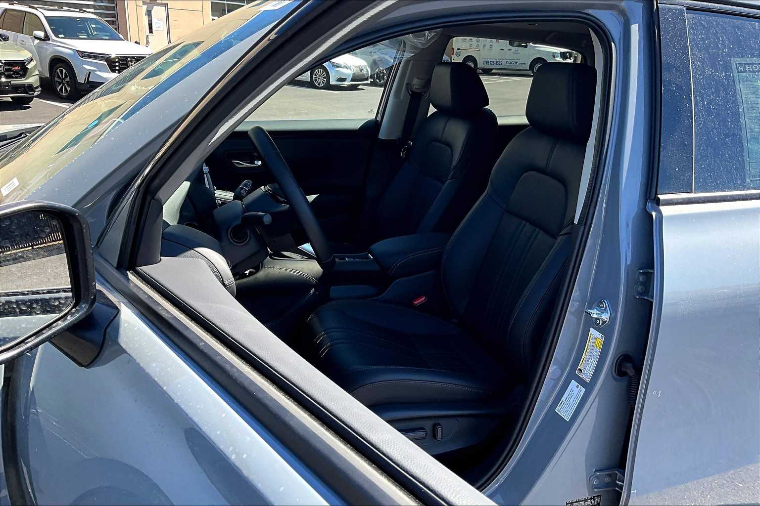 2026 Honda HR-V EX-L - Photo 11