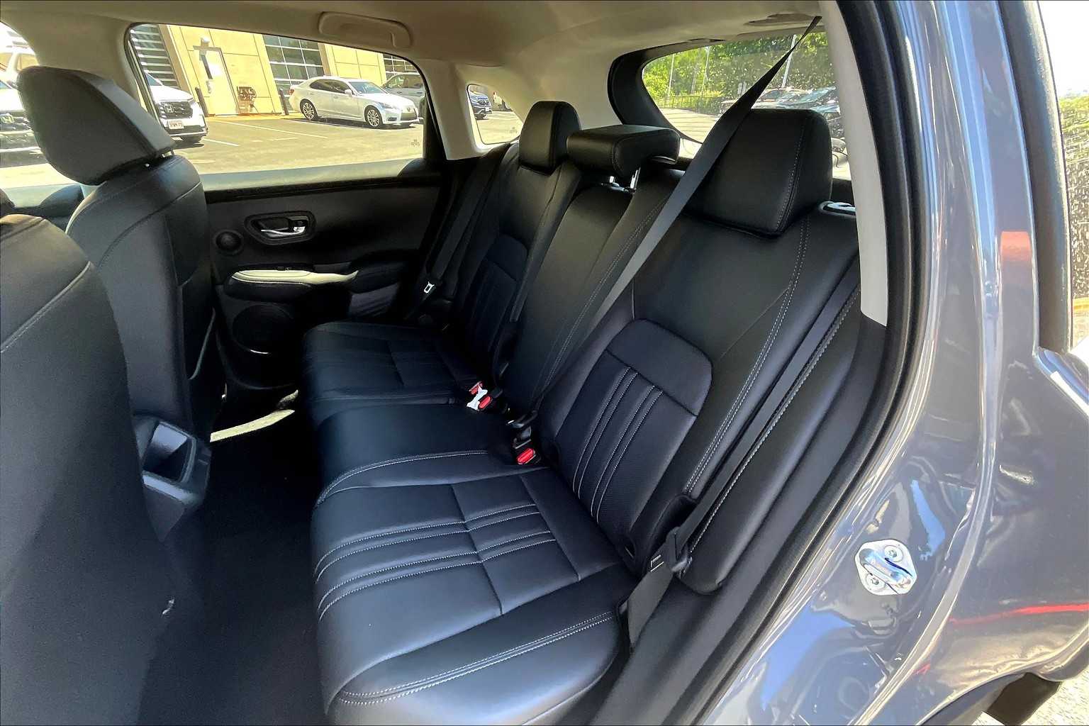 2026 Honda HR-V EX-L - Photo 15