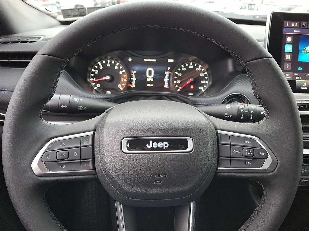 2026 Jeep Compass Latitude - Photo 15