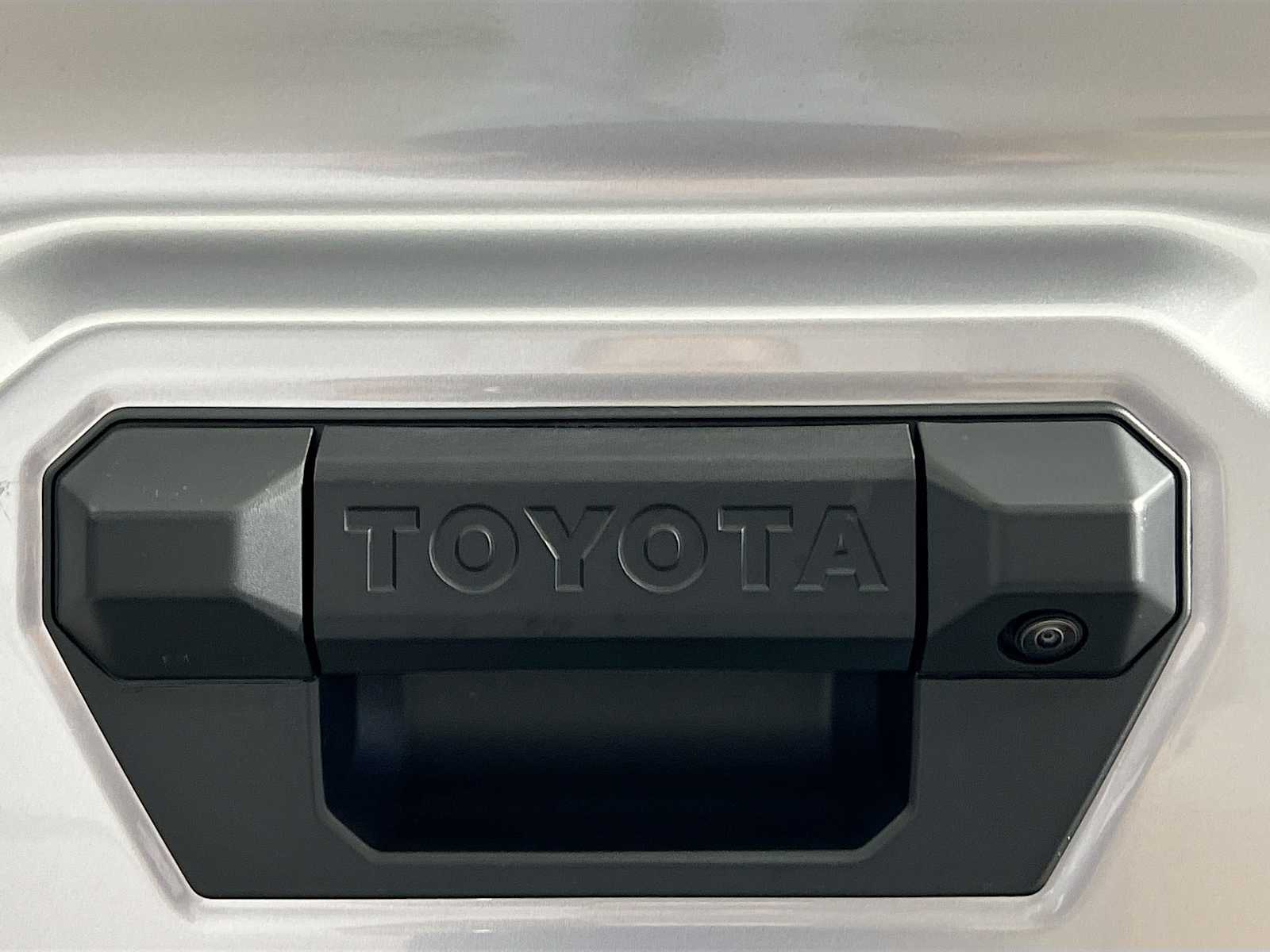 2025 Toyota Tacoma TRD Off Road - Photo 17