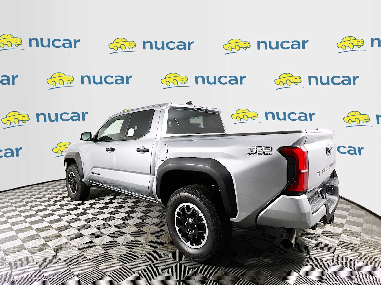 2025 Toyota Tacoma TRD Off Road - Photo 4