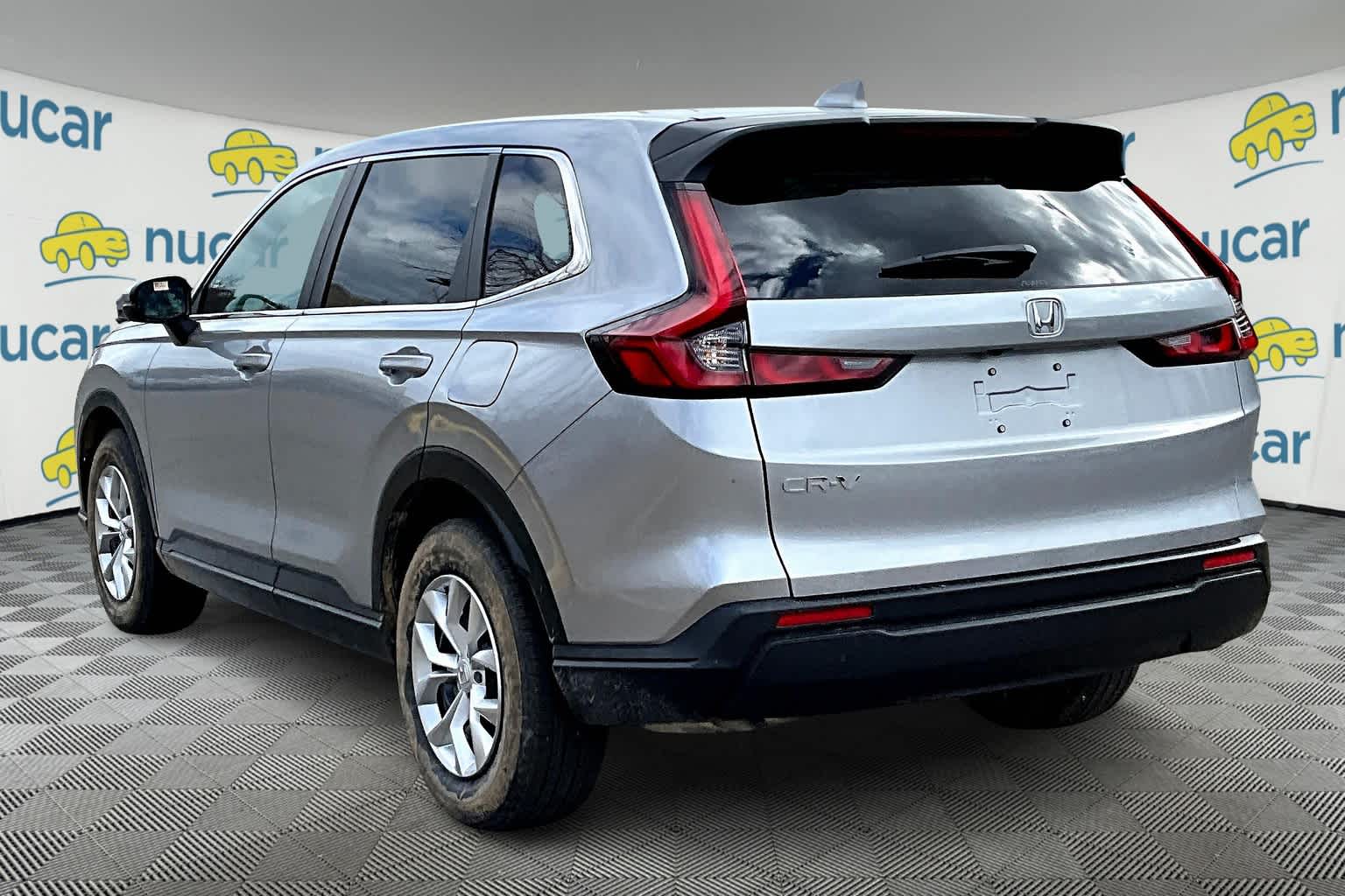 2025 Honda CR-V LX - Photo 5