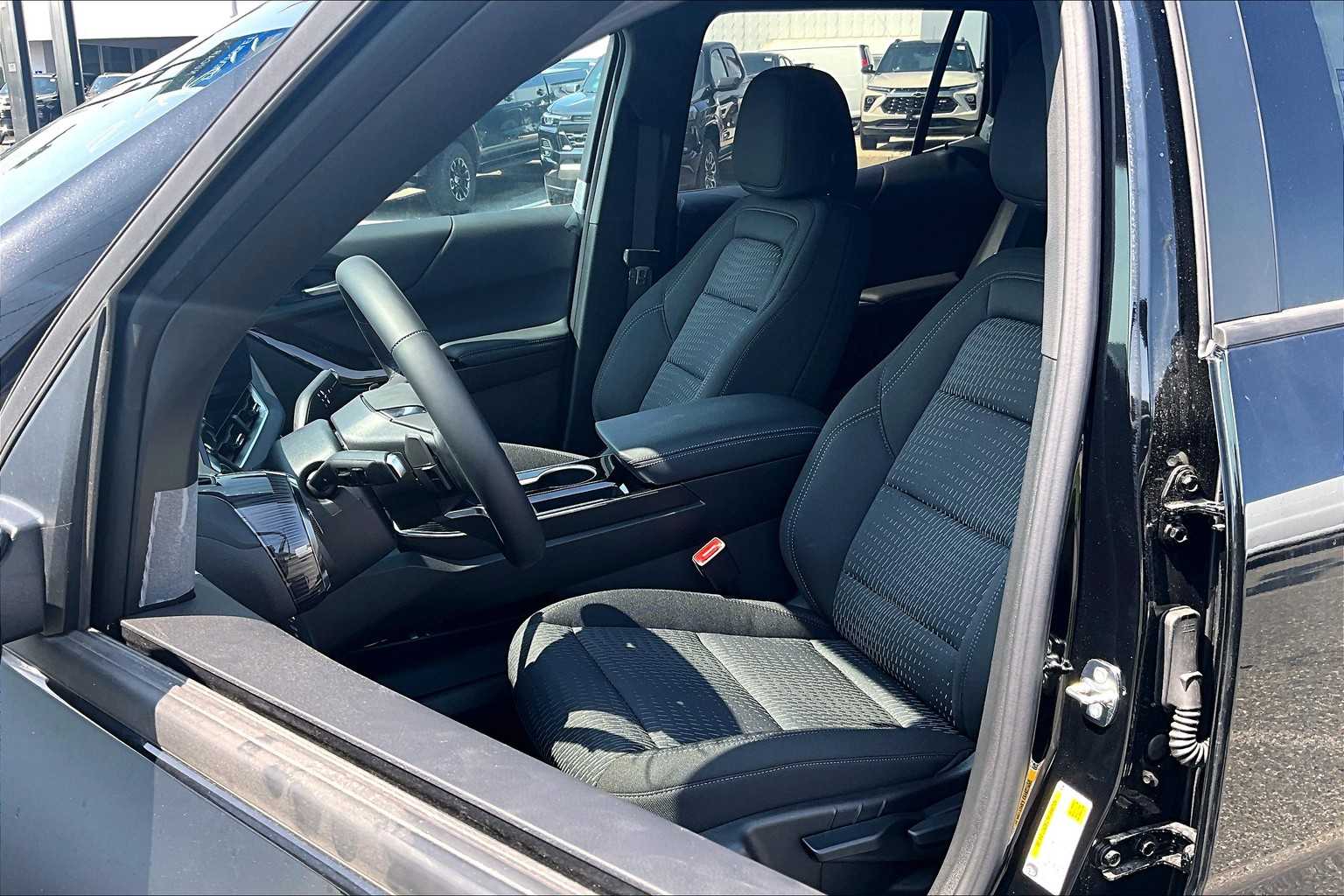 2026 Chevrolet Equinox AWD LT - Photo 11