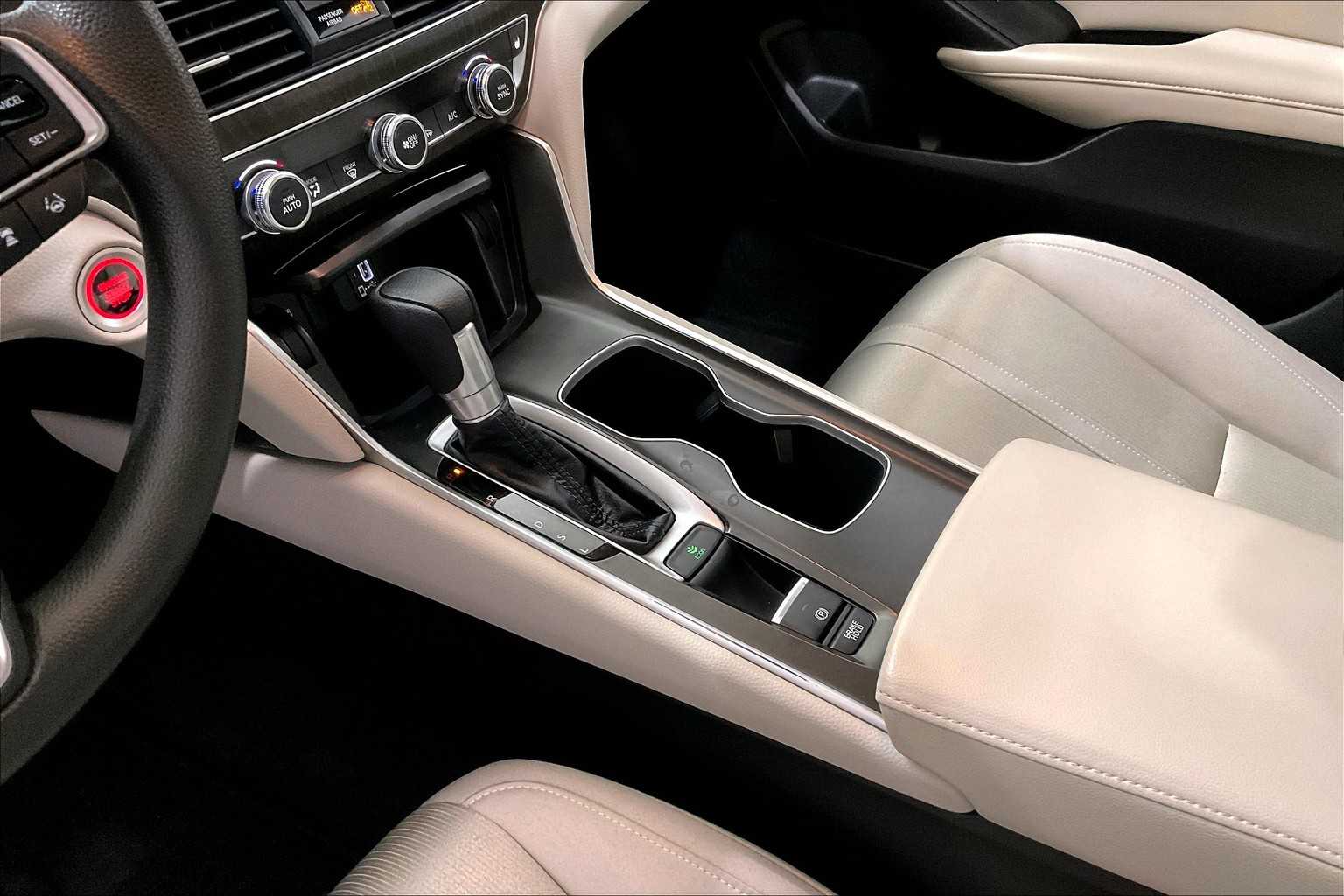 2020 Honda Accord EX - Photo 20