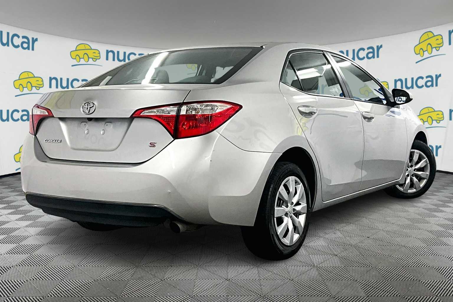 2016 Toyota Corolla LE - Photo 6