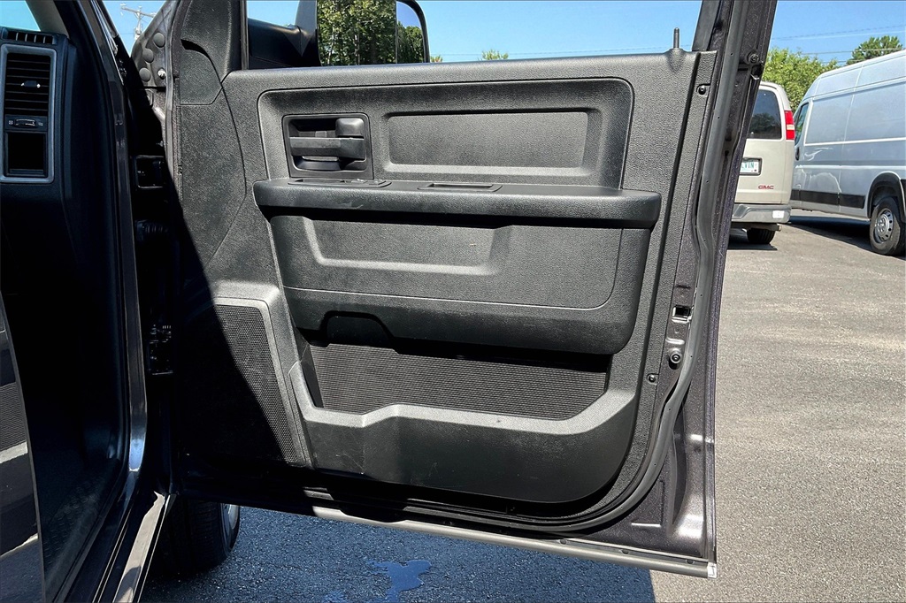 2016 Ram 1500 Express - Photo 25