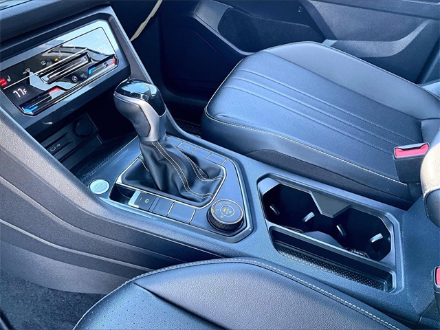 2022 Volkswagen Tiguan 2.0T SE - Photo 19