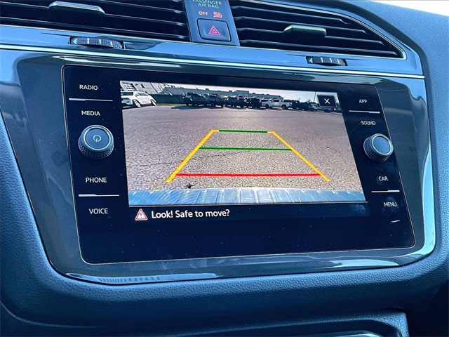 2022 Volkswagen Tiguan 2.0T SE - Photo 26