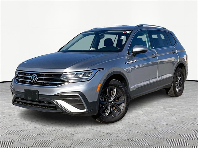 2022 Volkswagen Tiguan 2.0T SE - Photo 3