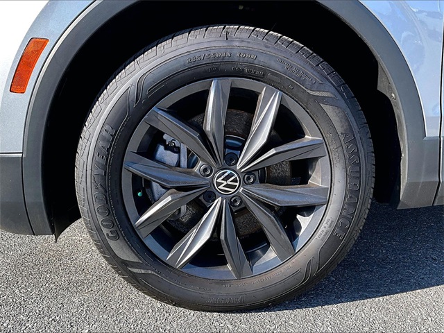 2022 Volkswagen Tiguan 2.0T SE - Photo 7