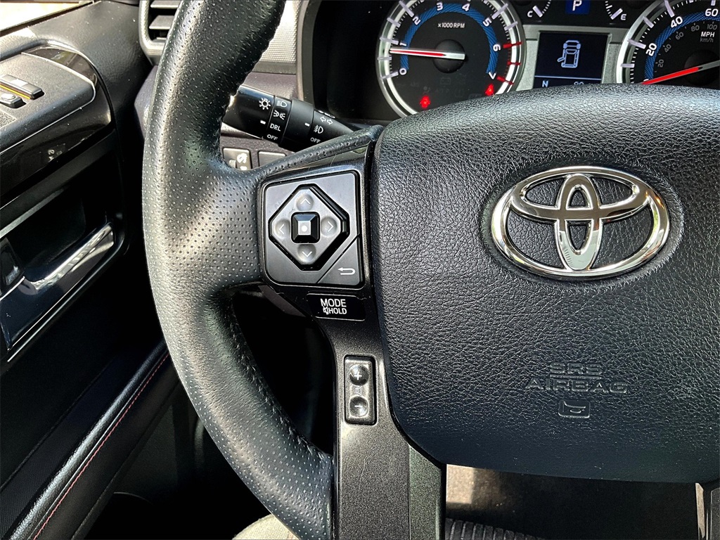 2018 Toyota 4Runner TRD Off-Road - Photo 23