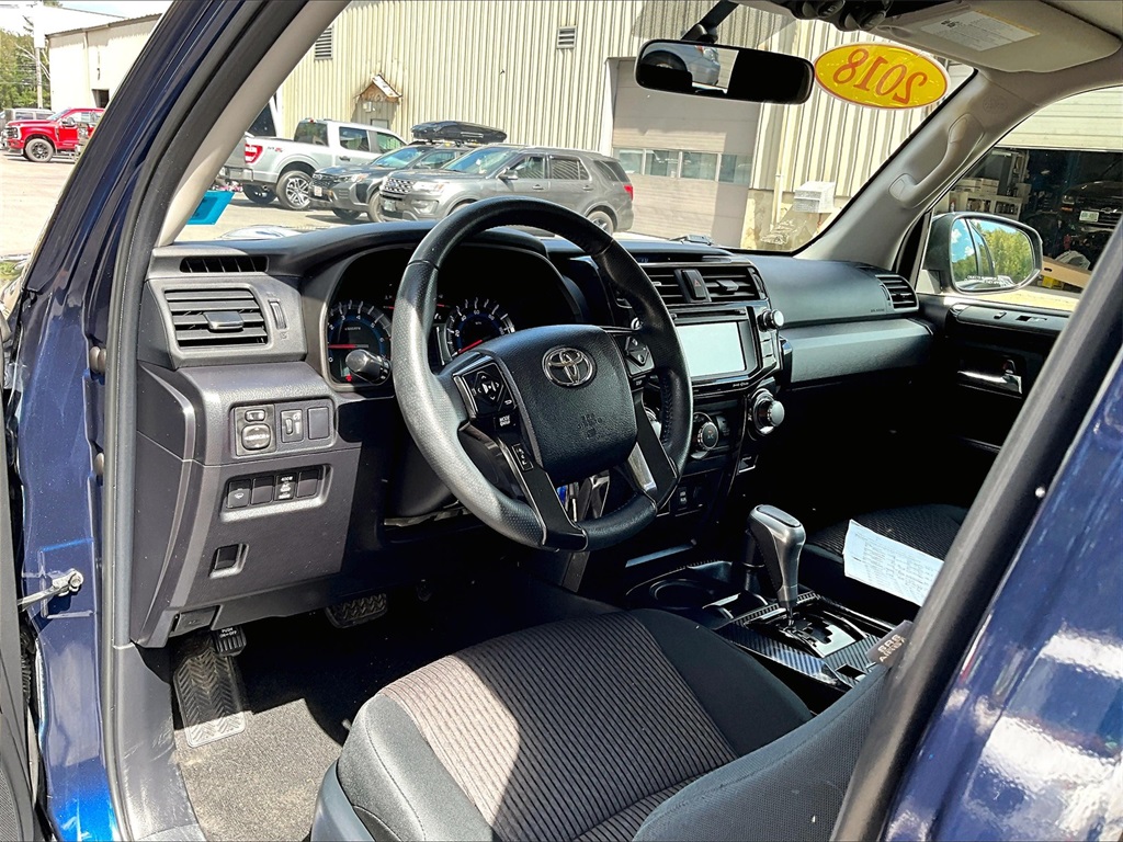 2018 Toyota 4Runner TRD Off-Road - Photo 8