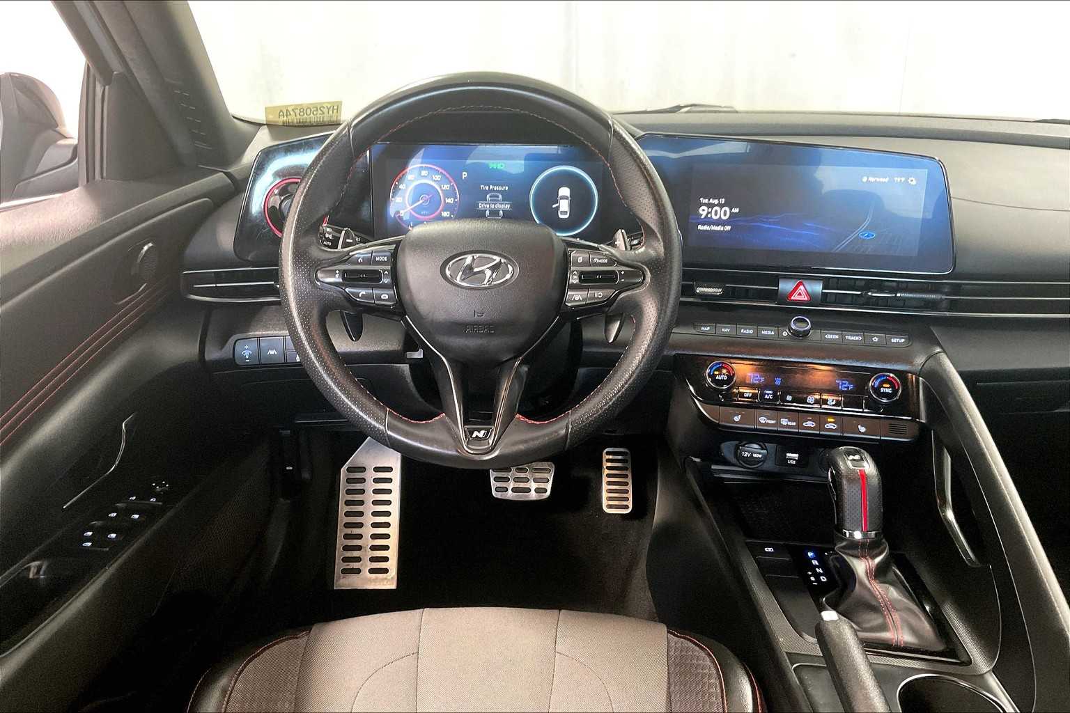 2023 Hyundai Elantra N Line - Photo 17