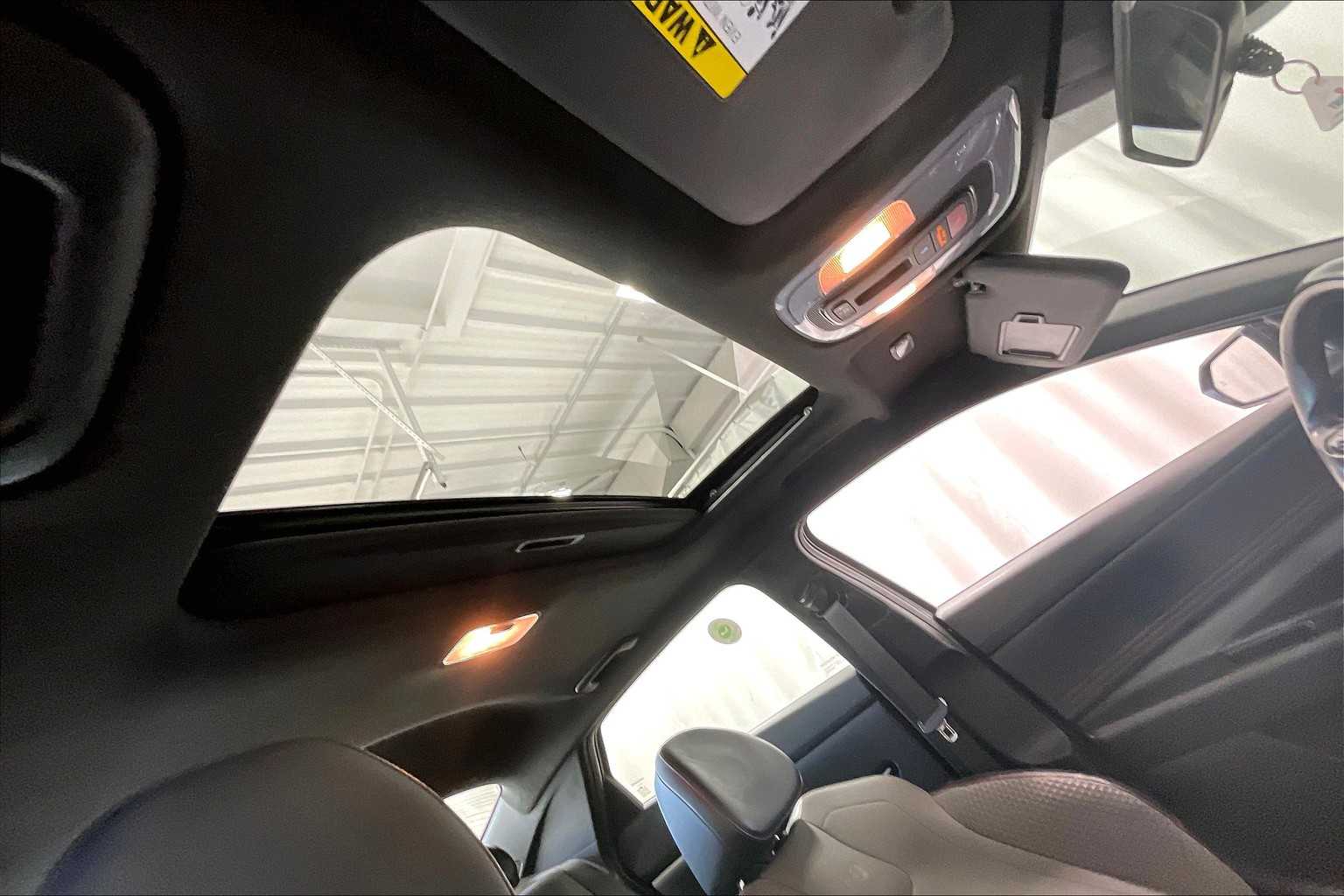 2023 Hyundai Elantra N Line - Photo 22
