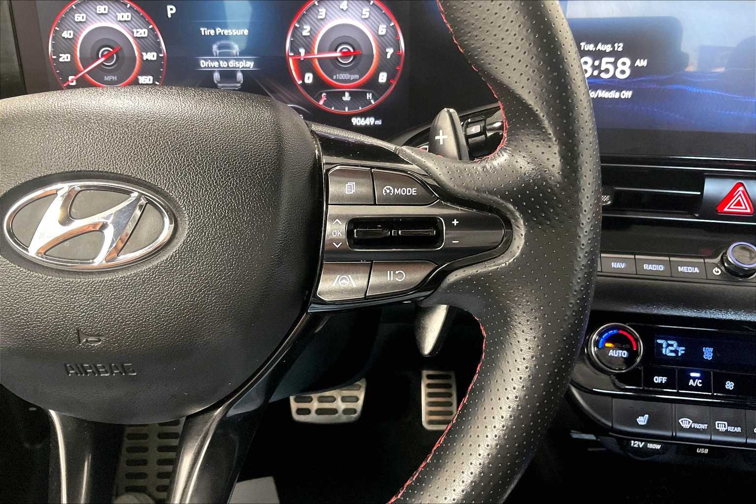 2023 Hyundai Elantra N Line - Photo 24