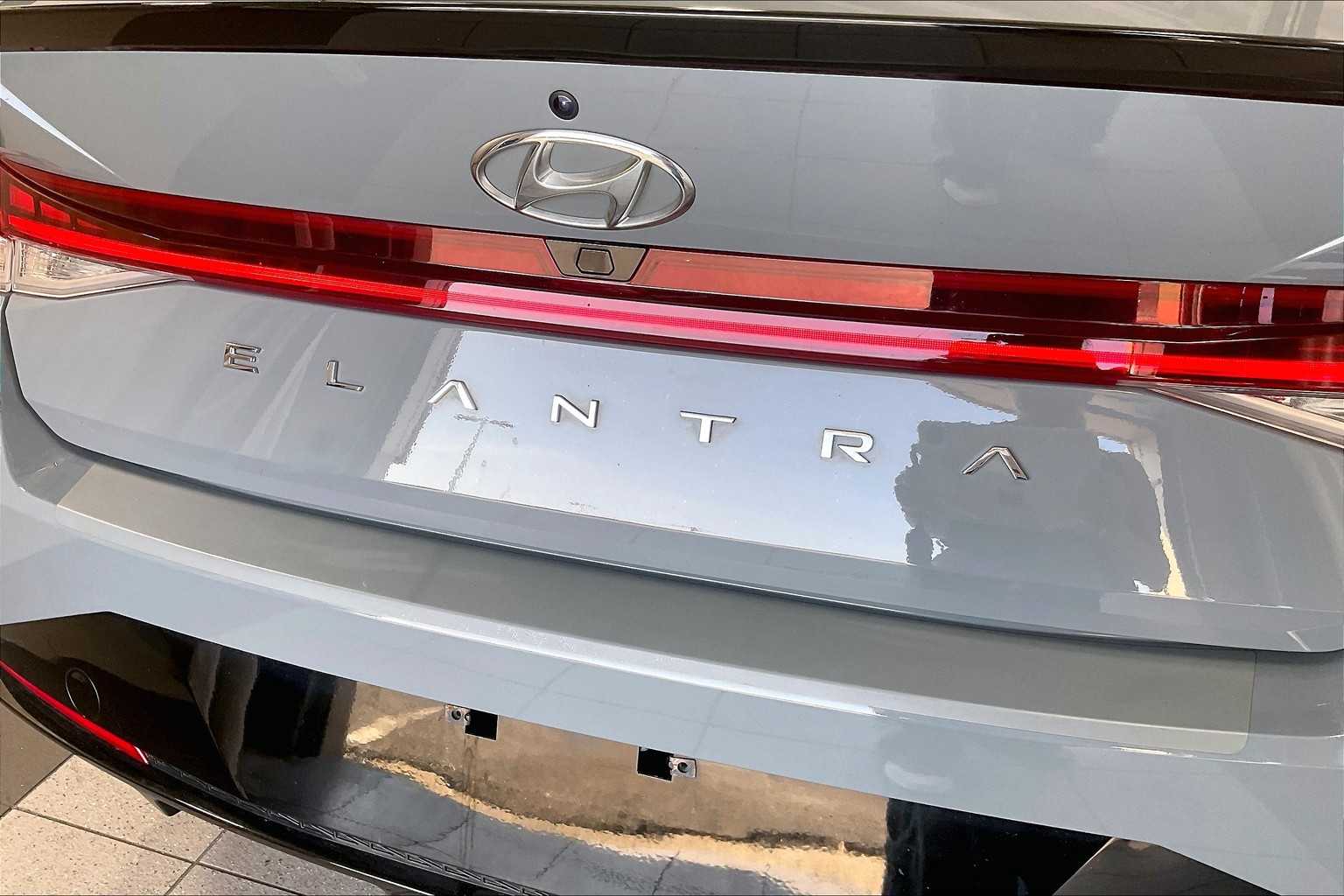 2023 Hyundai Elantra N Line - Photo 29