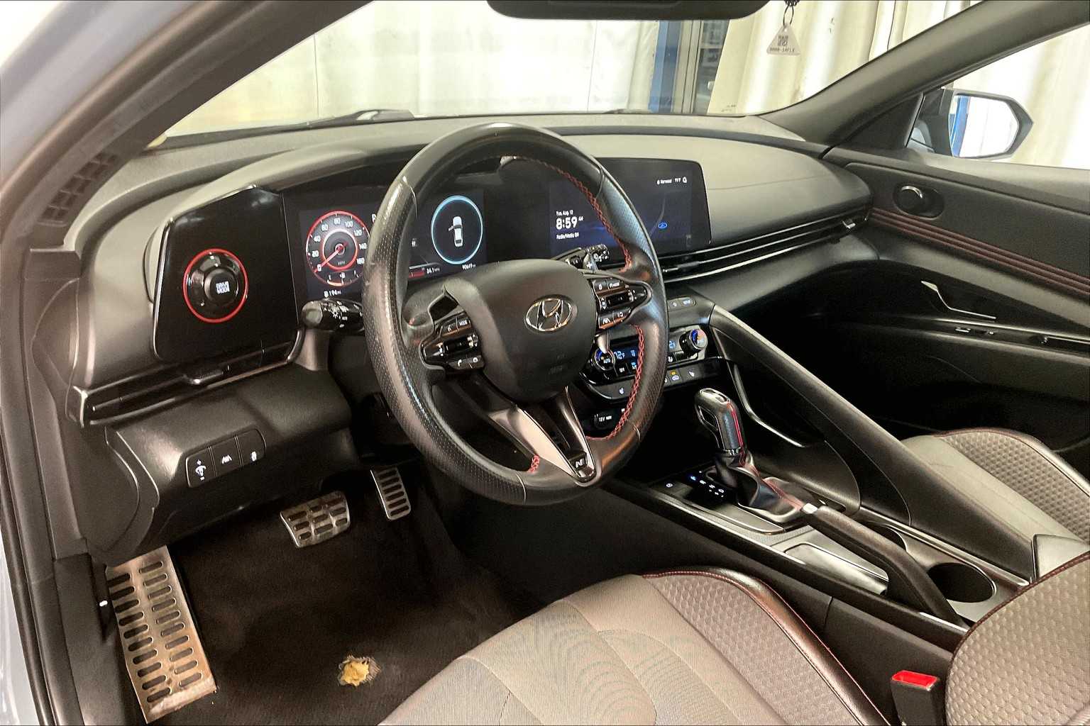 2023 Hyundai Elantra N Line - Photo 8