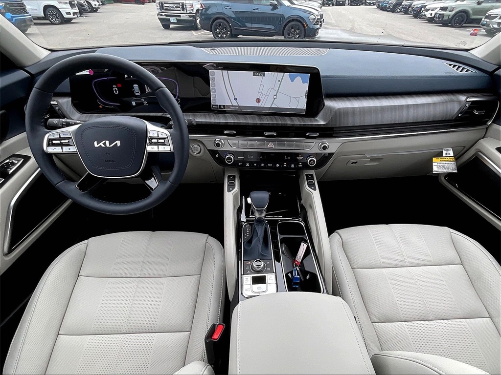 2025 Kia Telluride EX - Photo 12